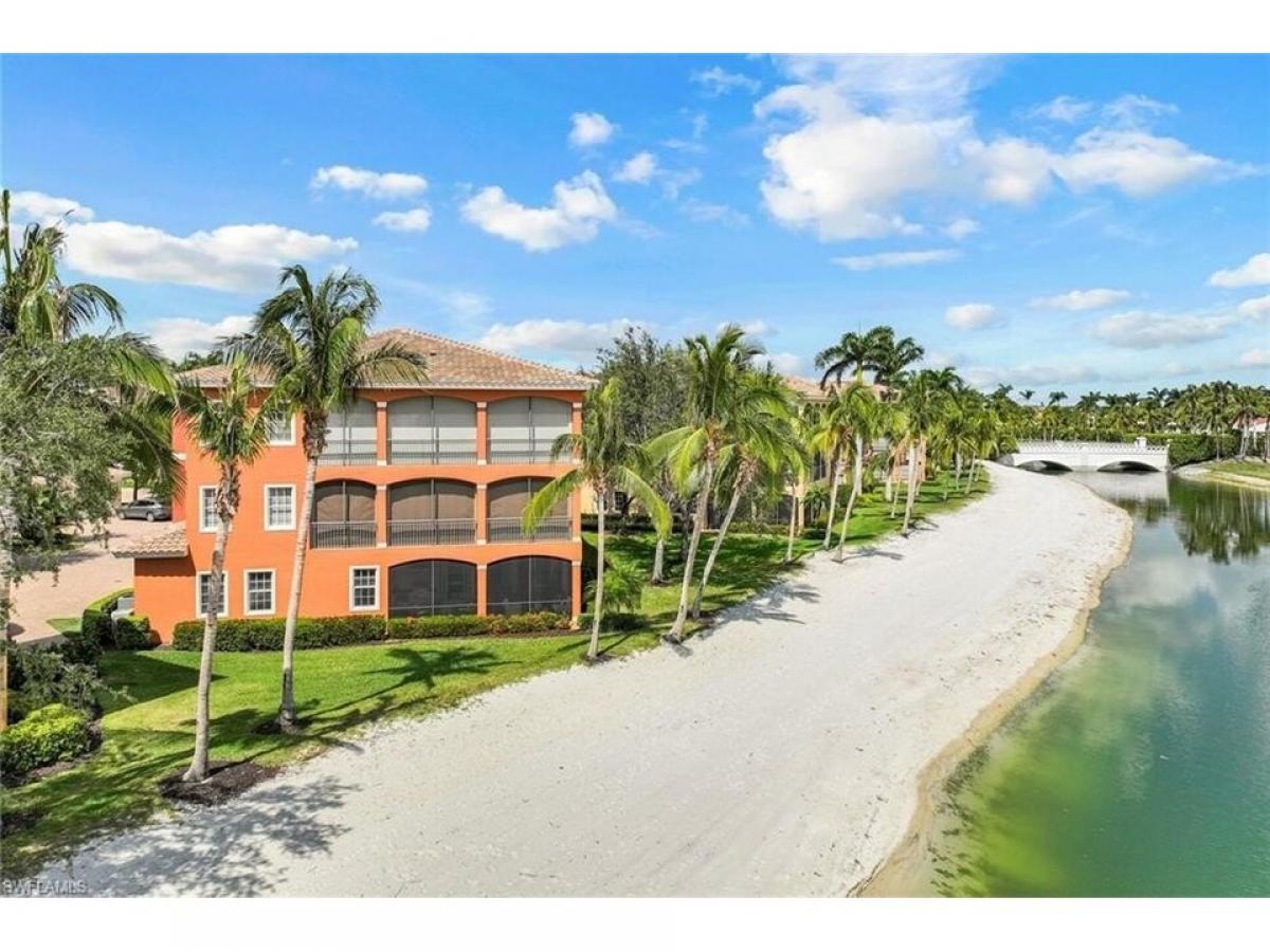 Picture of Home For Sale in Miromar Lakes, Florida, United States