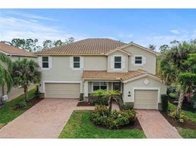 Home For Sale in Estero, Florida