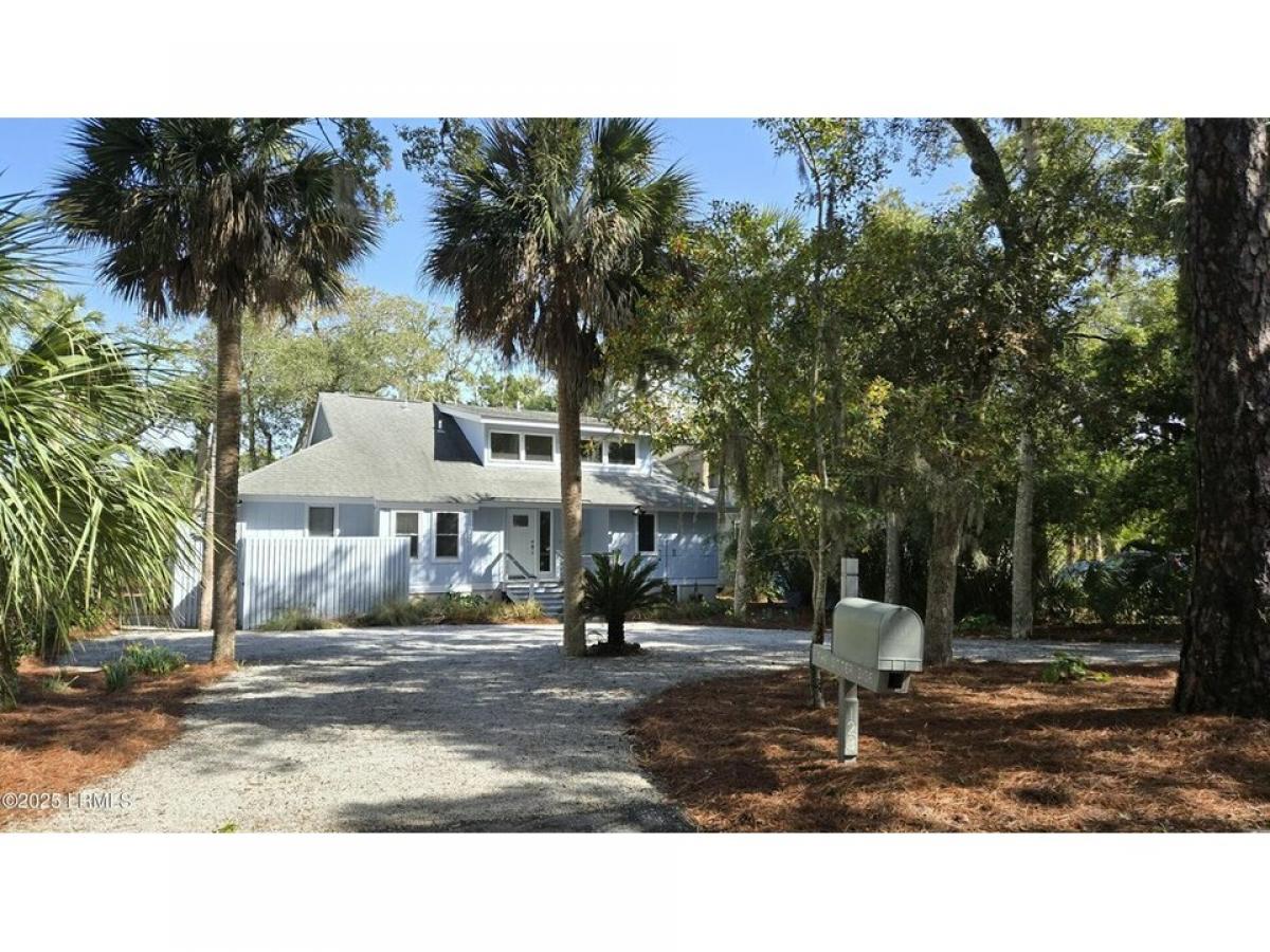 Picture of Home For Sale in Fripp Island, South Carolina, United States