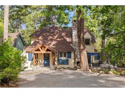Home For Sale in Lake Arrowhead, California
