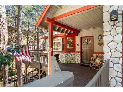 Home For Sale in Lake Arrowhead, California