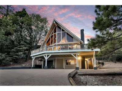 Home For Sale in Lake Arrowhead, California