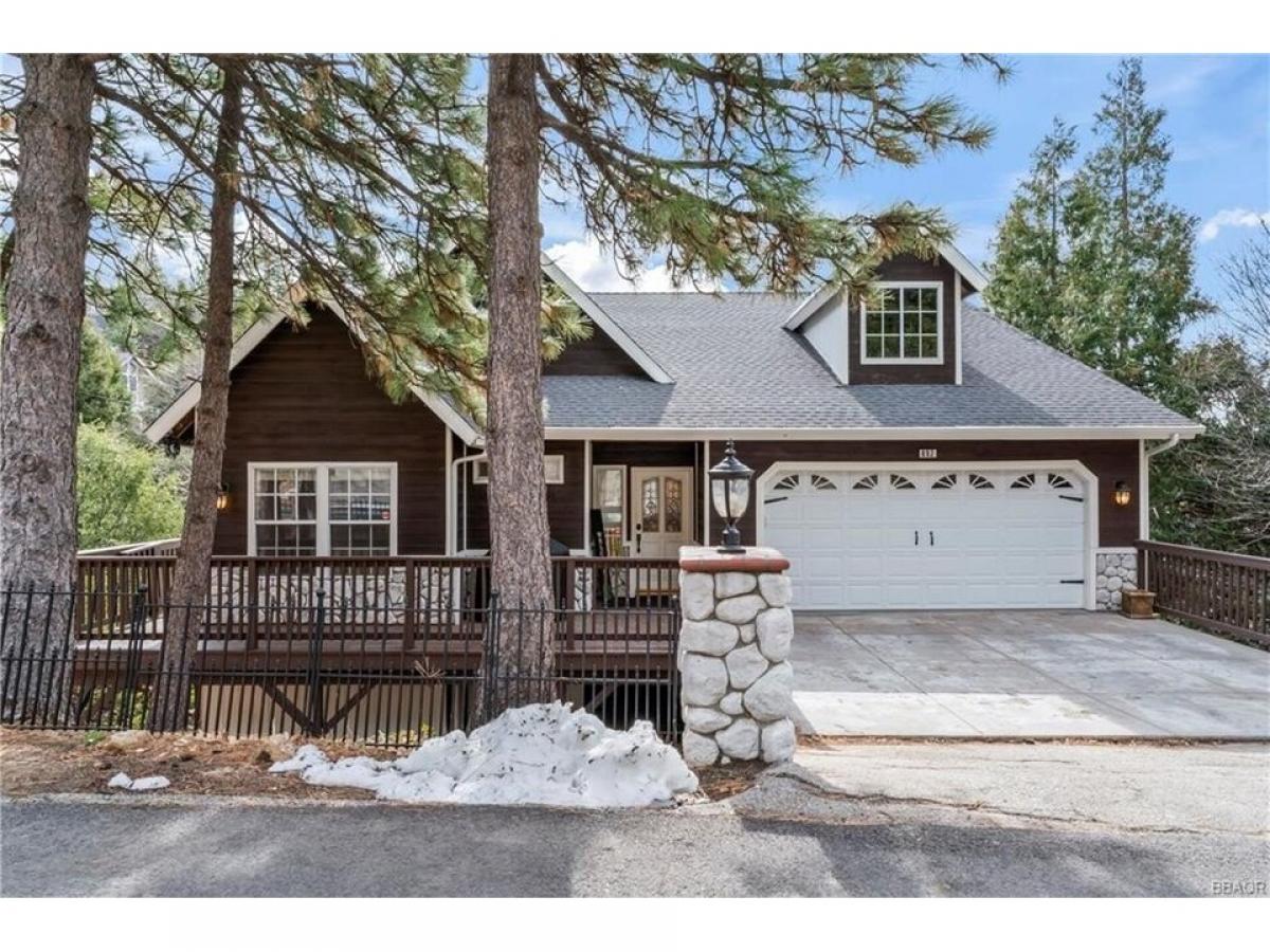 Picture of Home For Sale in Lake Arrowhead, California, United States