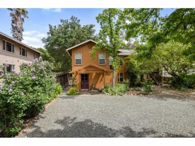Home For Sale in Sonoma, California