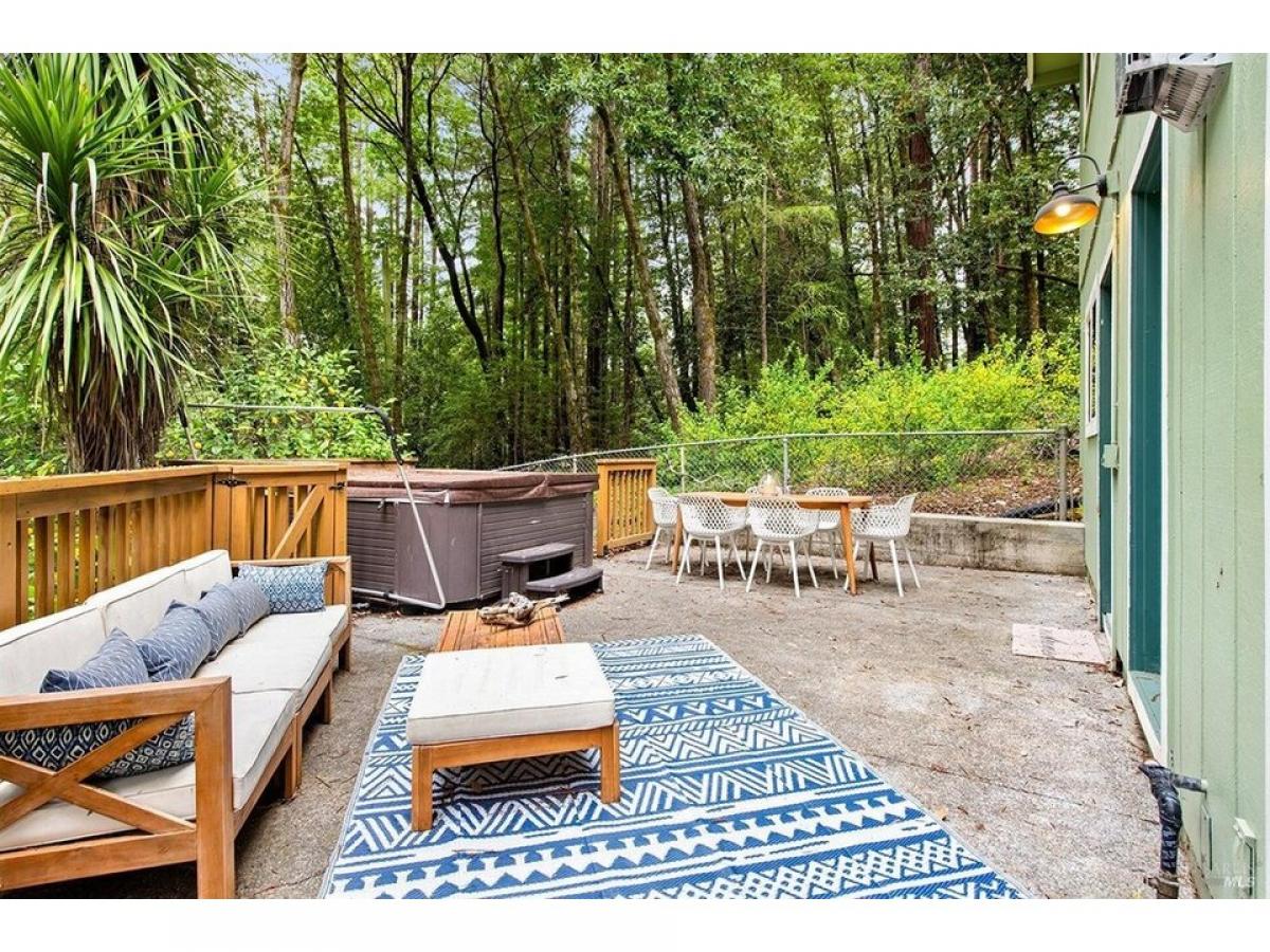 Picture of Home For Sale in Guerneville, California, United States