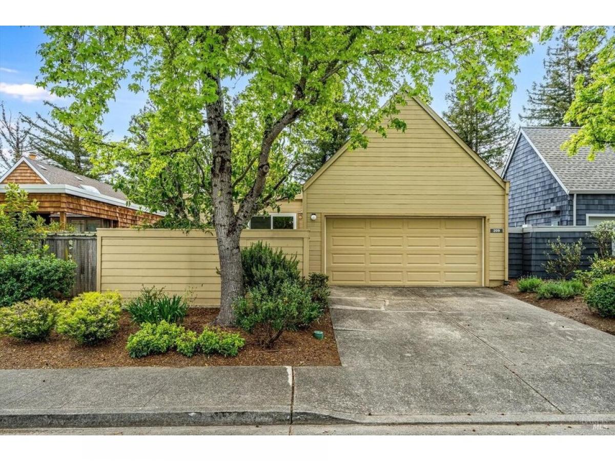 Picture of Home For Sale in Sonoma, California, United States