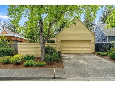 Home For Sale in Sonoma, California