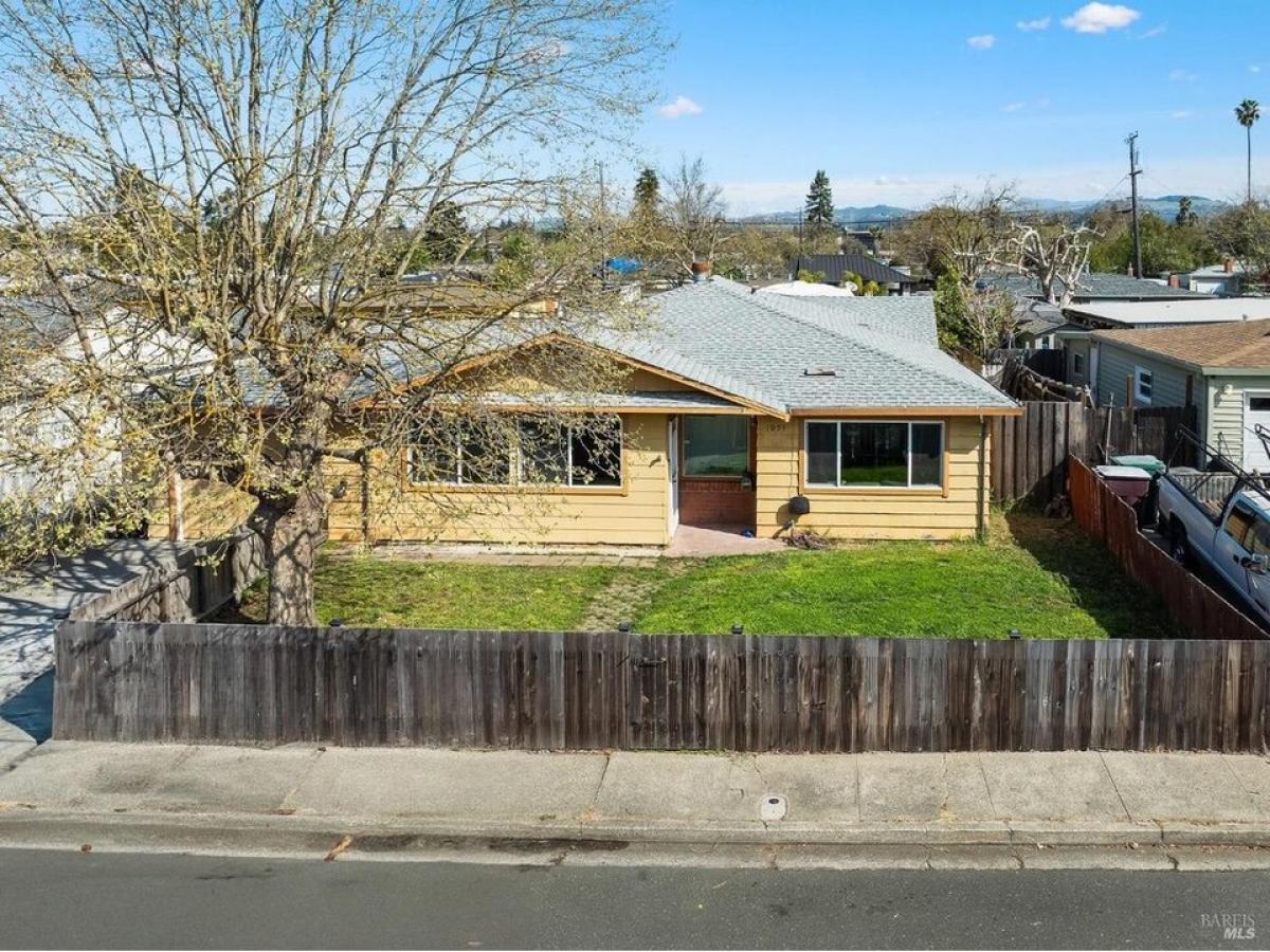 Picture of Home For Sale in Santa Rosa, California, United States