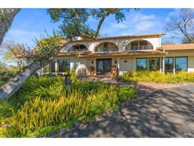 Home For Sale in Sonoma, California