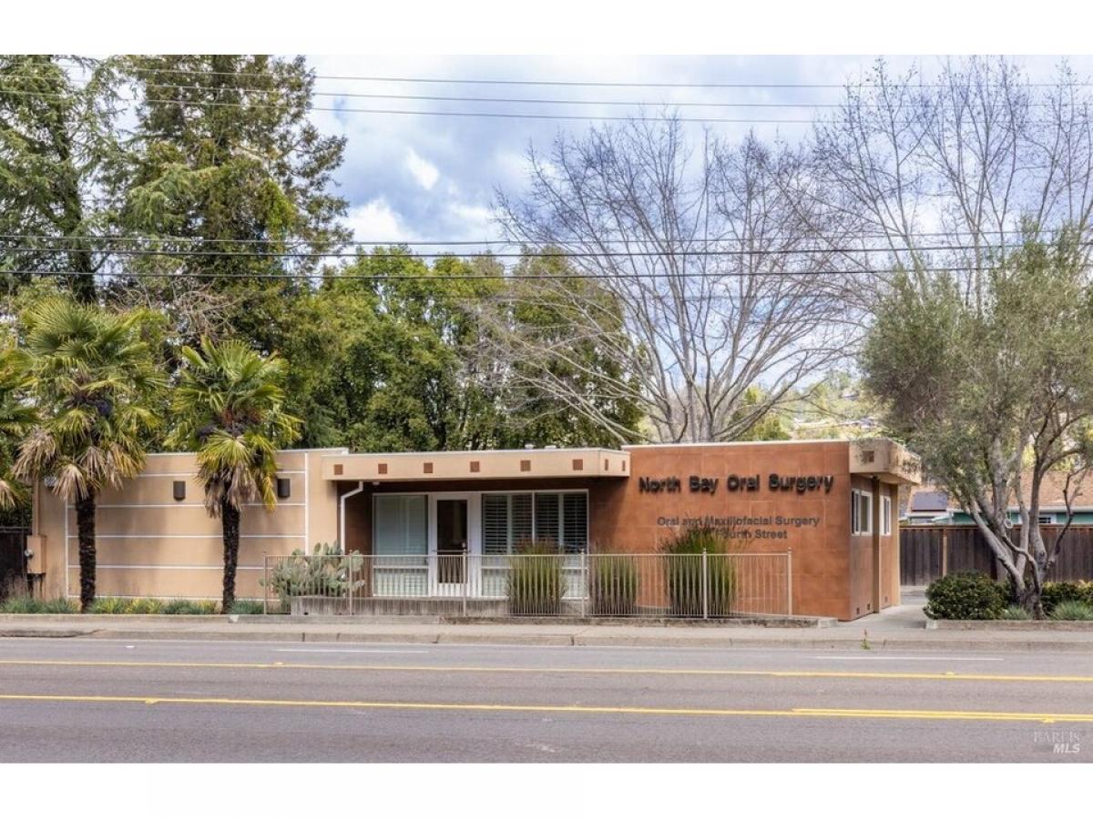 Picture of Home For Sale in Santa Rosa, California, United States