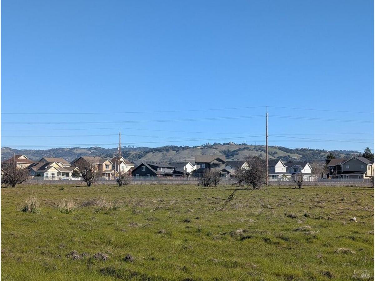 Picture of Residential Land For Sale in Santa Rosa, California, United States