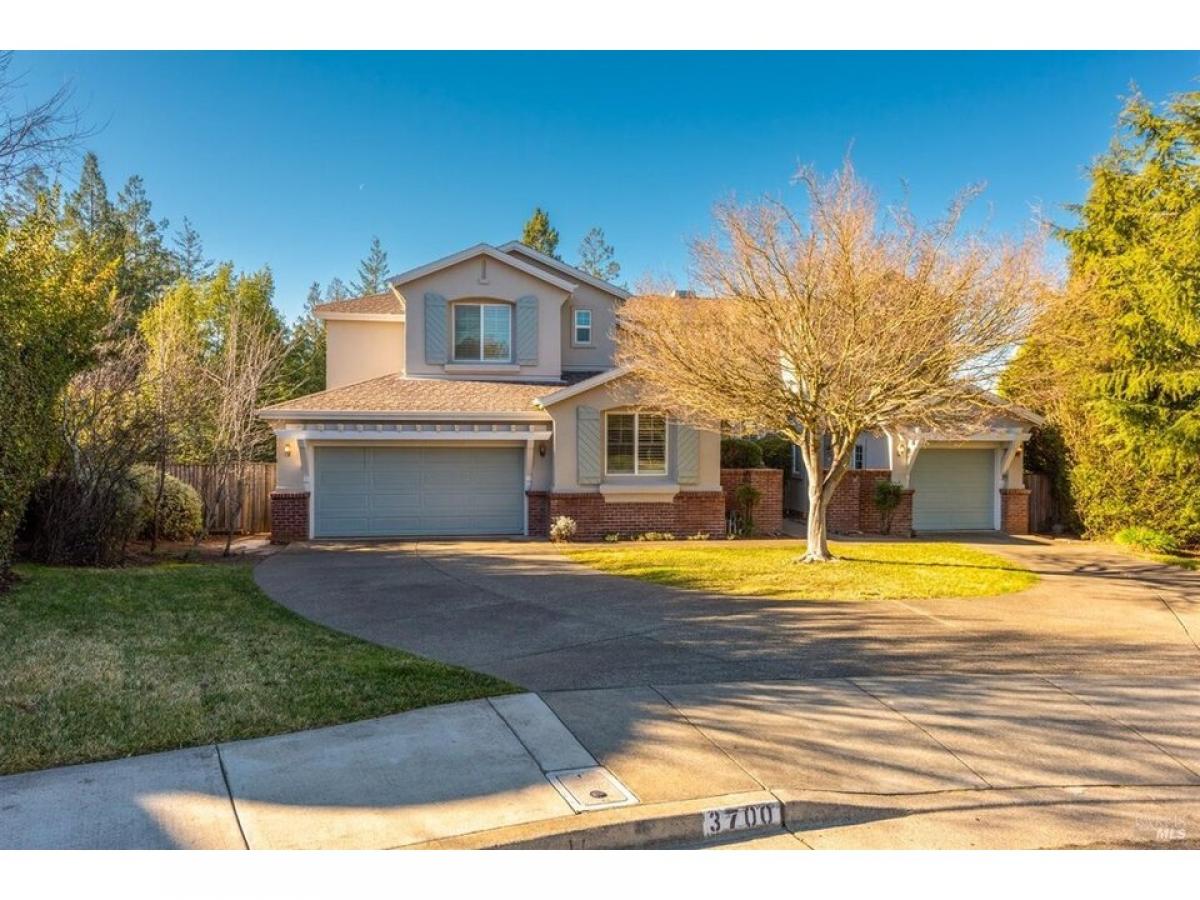 Picture of Home For Sale in Santa Rosa, California, United States