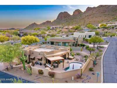 Home For Sale in Gold Canyon, Arizona