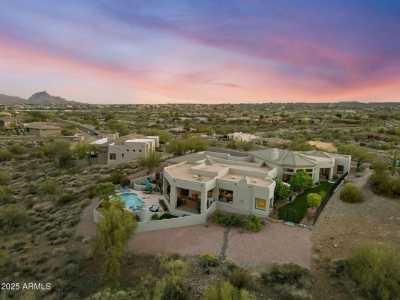 Home For Sale in Fountain Hills, Arizona