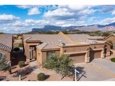 Home For Sale in Gold Canyon, Arizona