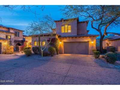 Home For Sale in Gold Canyon, Arizona