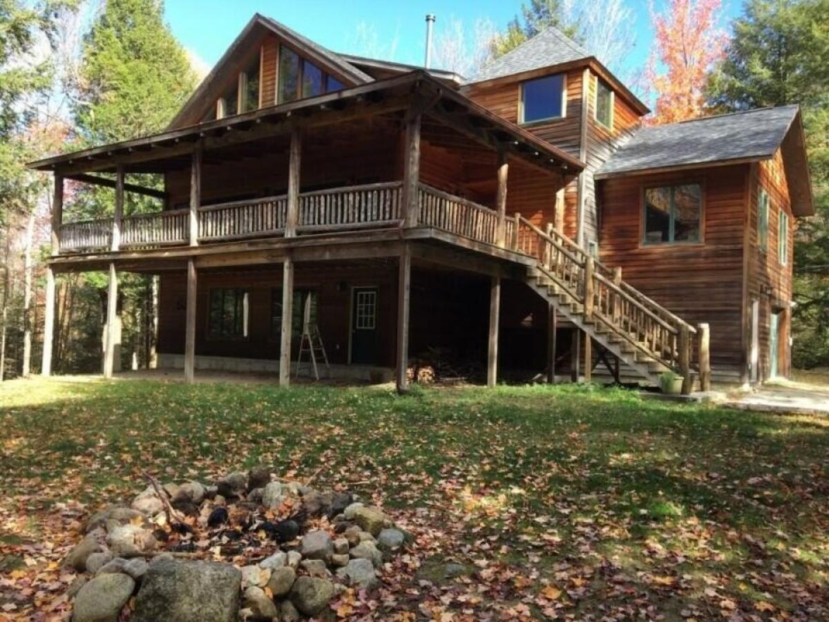 Picture of Home For Sale in Keene, New York, United States