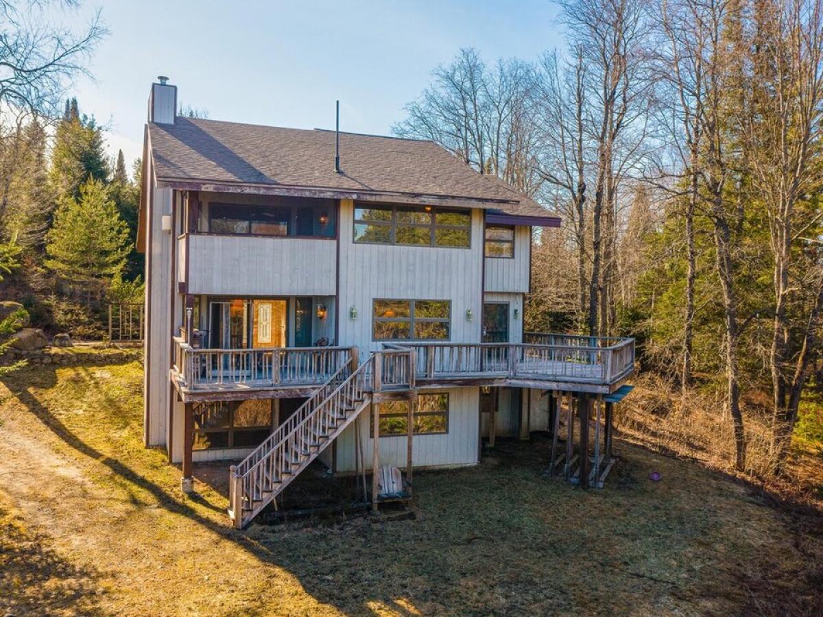 Picture of Home For Sale in Tupper Lake, New York, United States