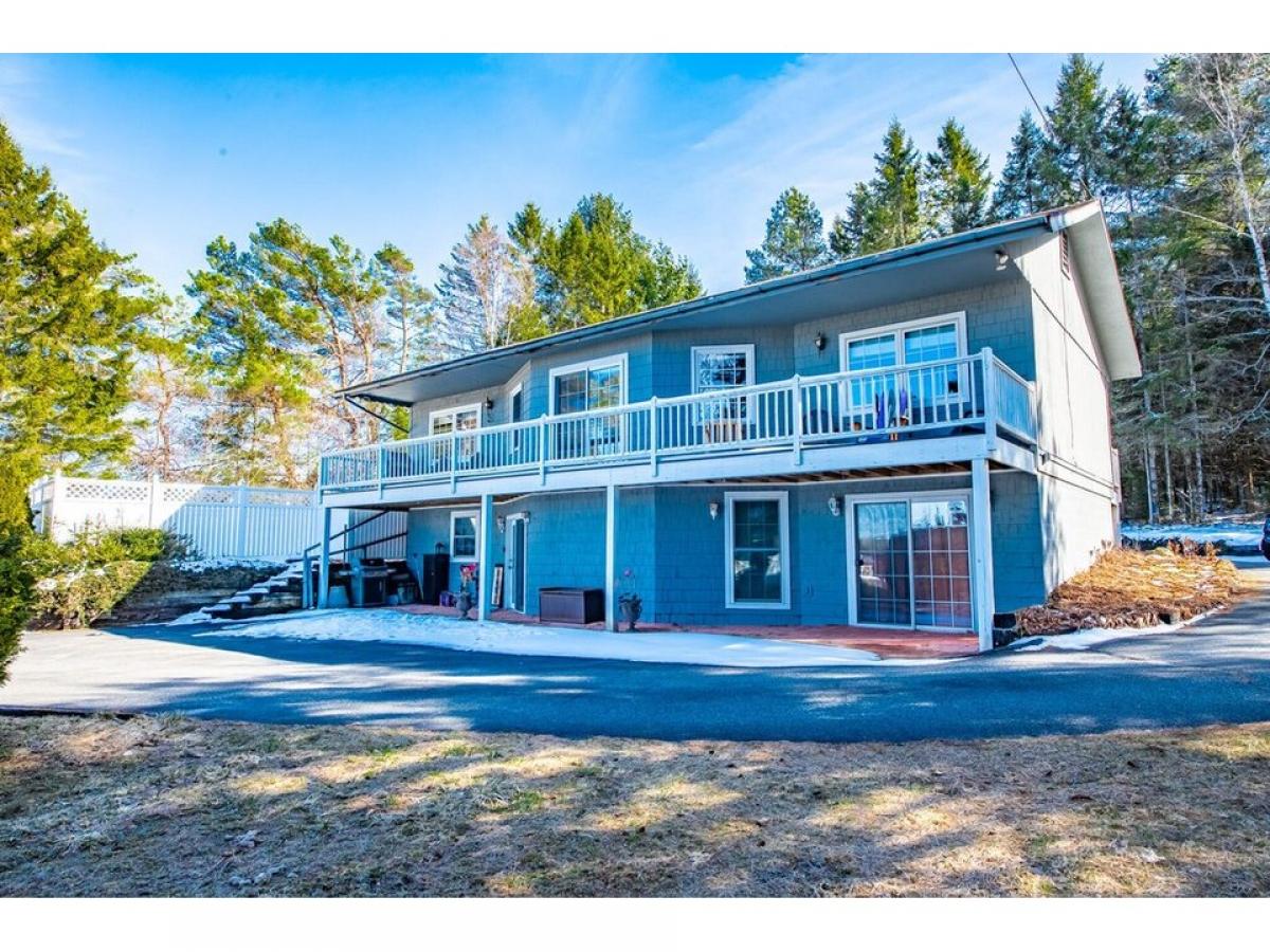 Picture of Home For Sale in Lake Placid, New York, United States