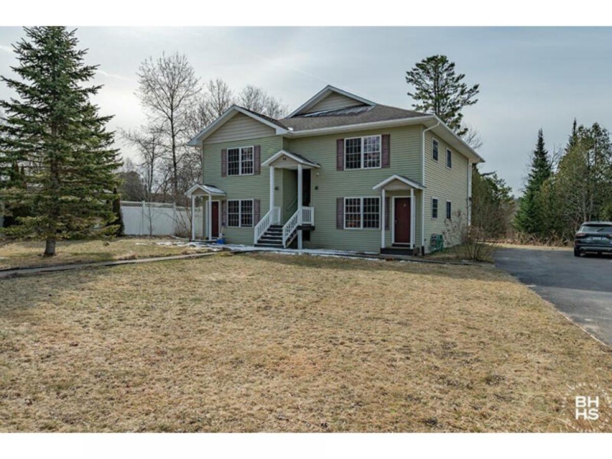 Picture of Home For Sale in Lake Placid, New York, United States