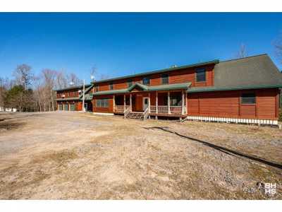 Home For Sale in Saint Regis Falls, New York