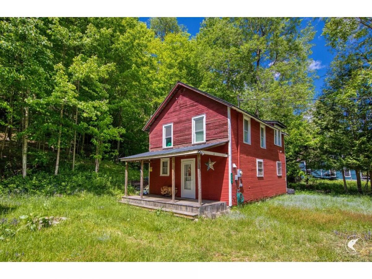 Picture of Home For Sale in Paul Smiths, New York, United States