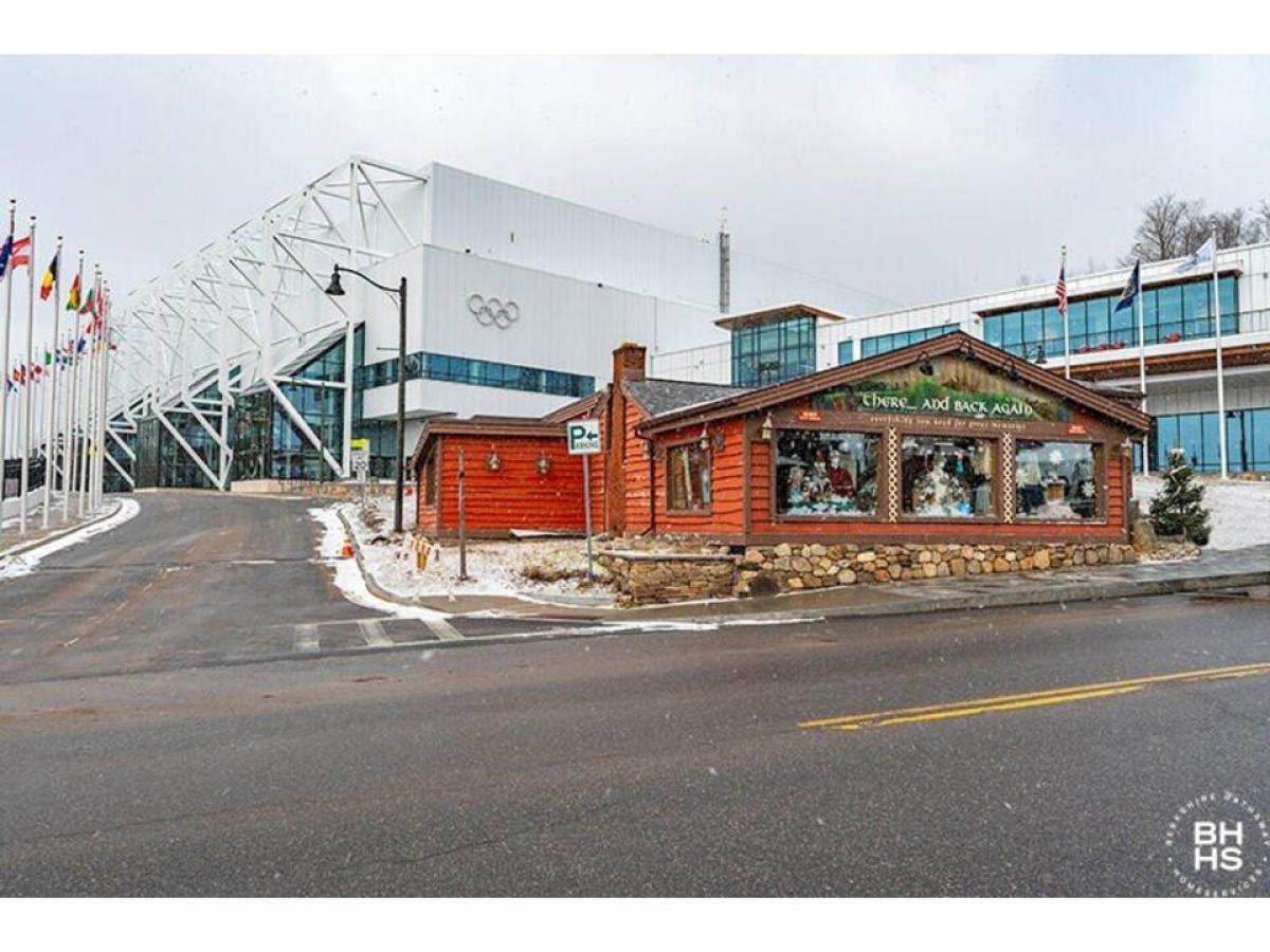 Picture of Home For Sale in Lake Placid, New York, United States