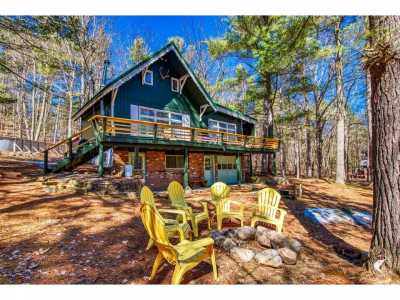 Home For Sale in Jay, New York