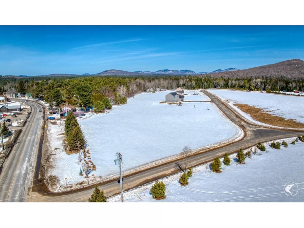 Picture of Residential Land For Sale in Gabriels, New York, United States