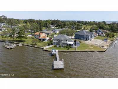 Home For Sale in Currituck, North Carolina