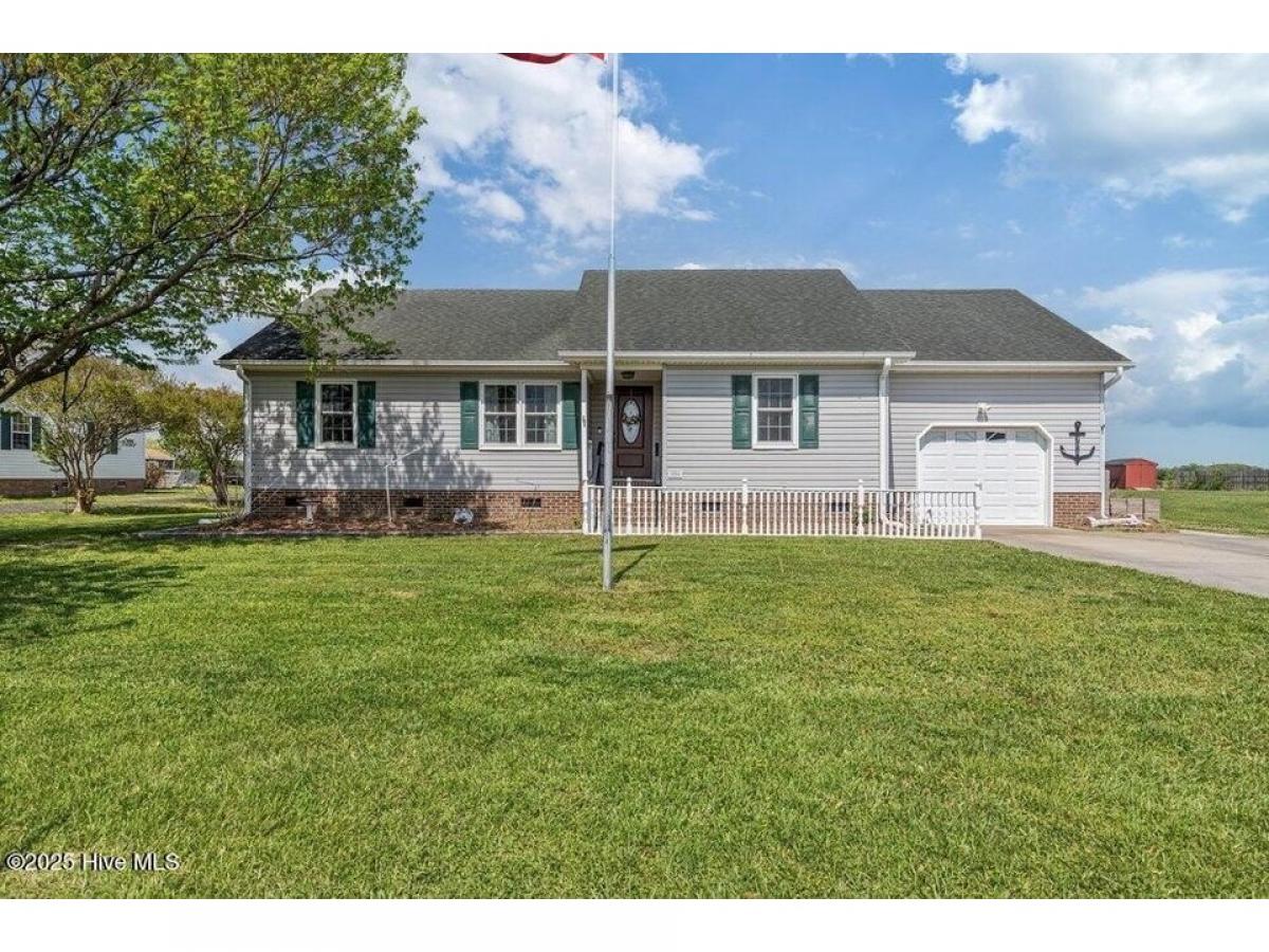 Picture of Home For Sale in Elizabeth City, North Carolina, United States