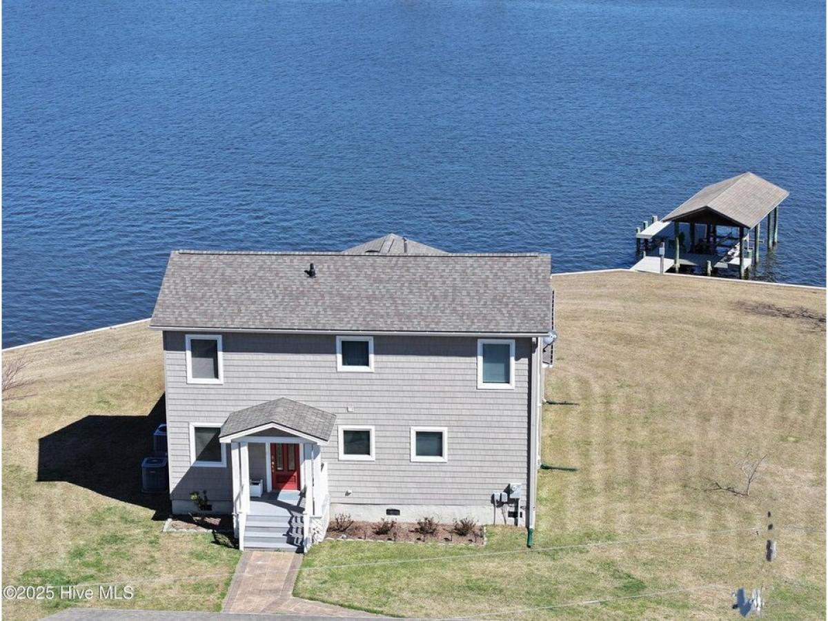 Picture of Home For Sale in Hertford, North Carolina, United States