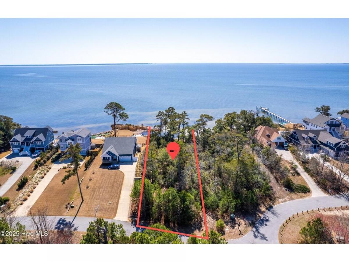 Picture of Residential Land For Sale in Kill Devil Hills, North Carolina, United States