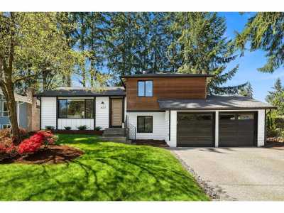 Home For Sale in Kirkland, Washington