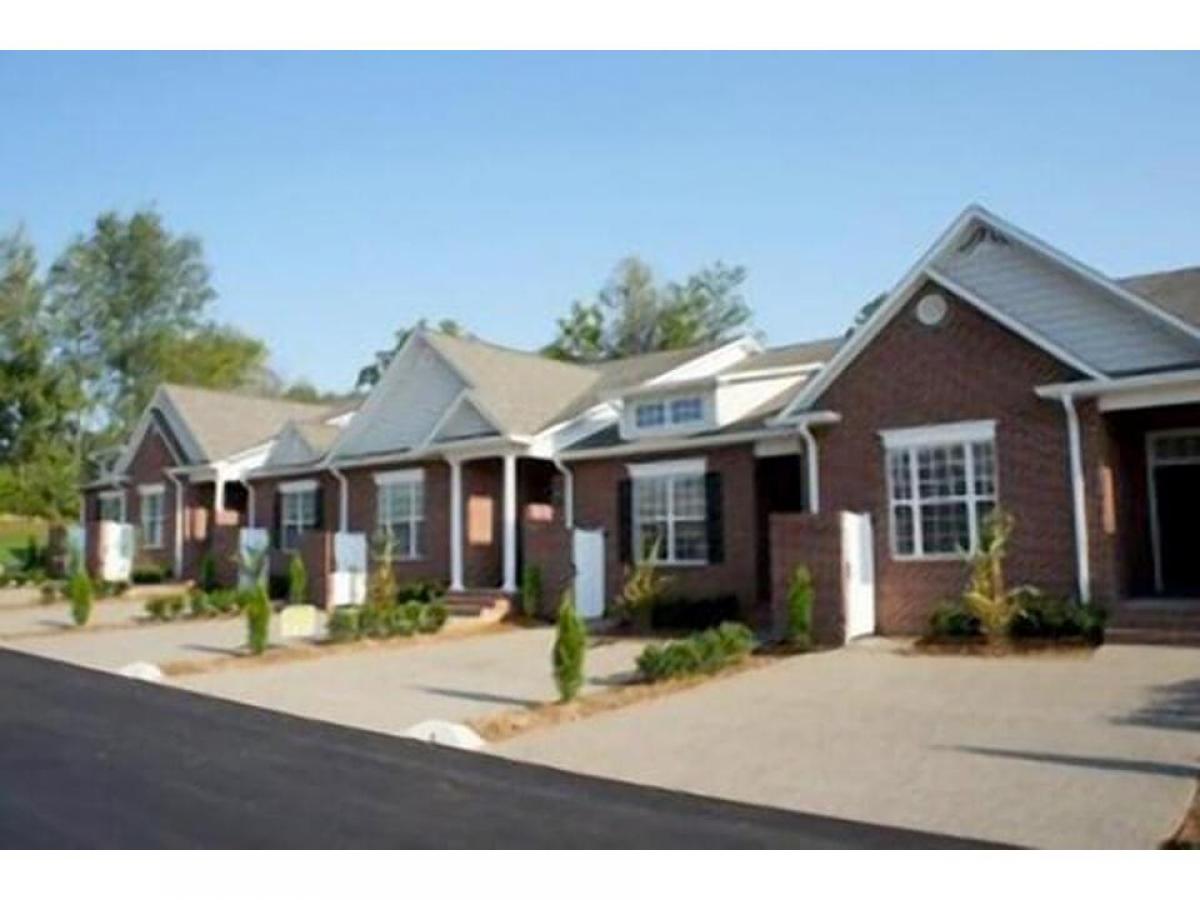 Picture of Multi-Family Home For Rent in Cookeville, Tennessee, United States