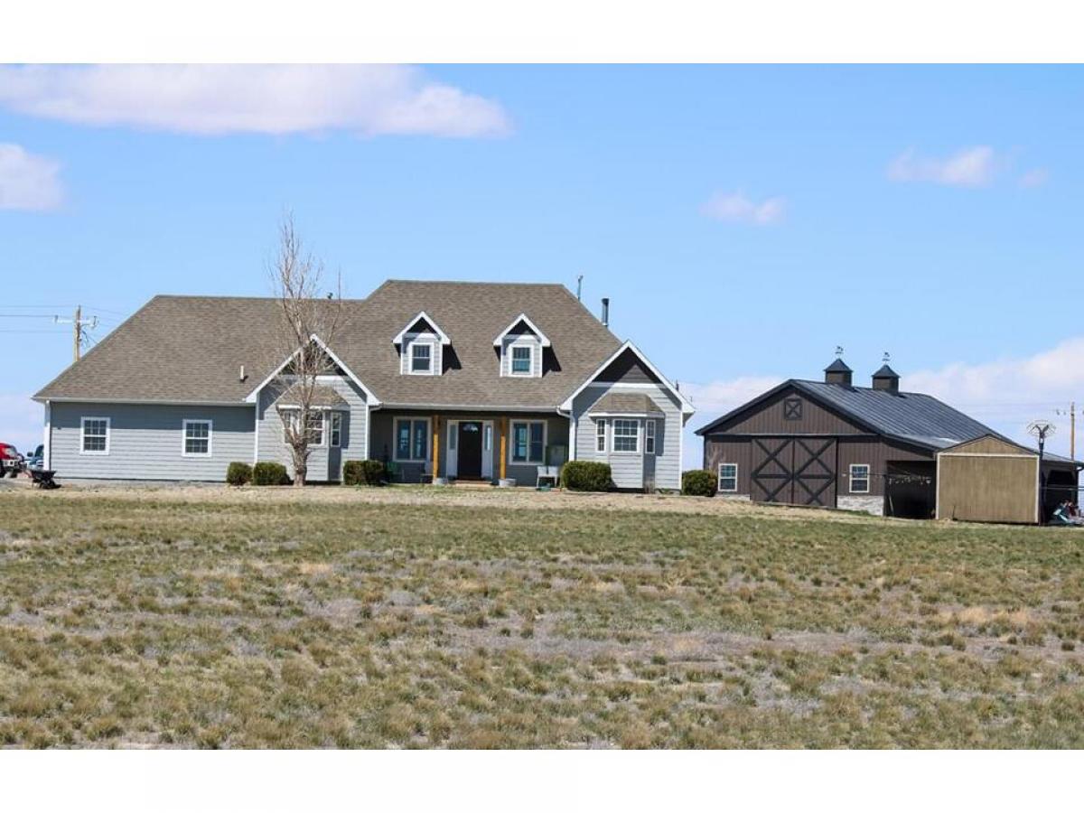 Picture of Home For Sale in Torrington, Wyoming, United States