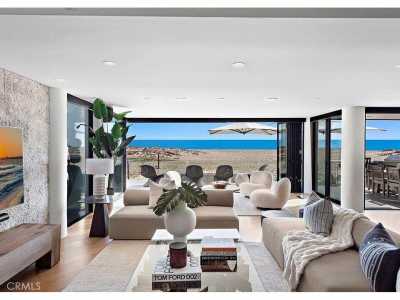 Home For Sale in Newport Beach, California