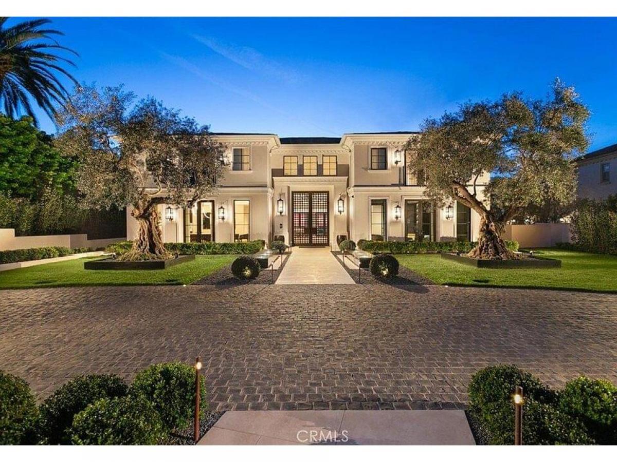 Picture of Home For Sale in Newport Coast, California, United States