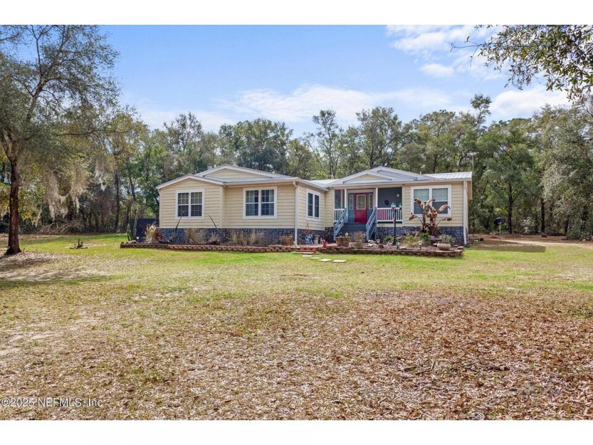 Picture of Home For Sale in Melrose, Florida, United States