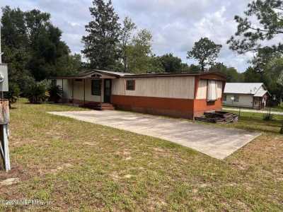 Mobile Home For Sale in Interlachen, Florida