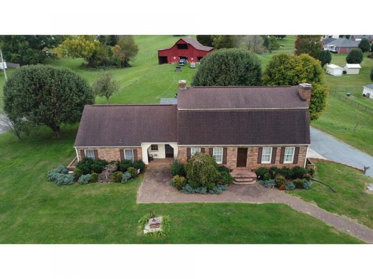 Picture of Home For Sale in Morristown, Tennessee, United States