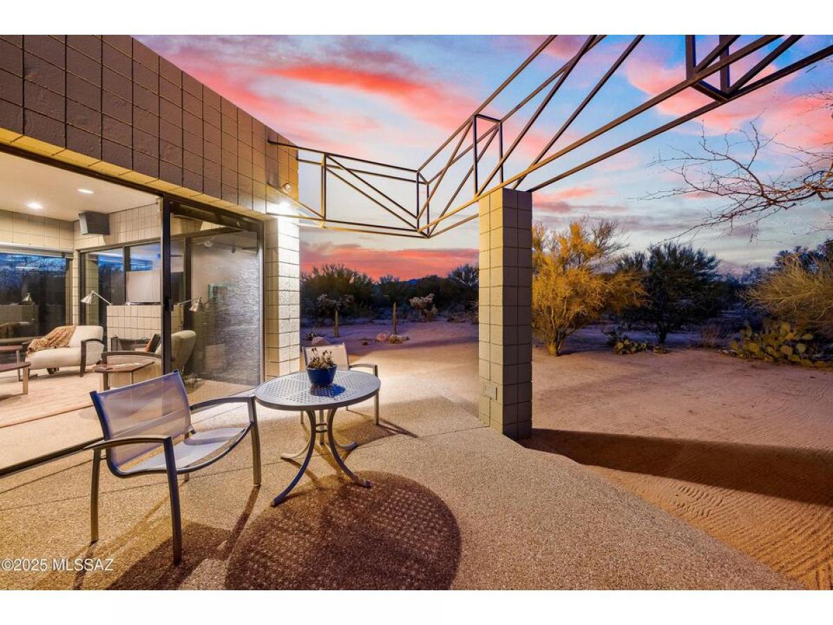 Picture of Home For Sale in Oro Valley, Arizona, United States