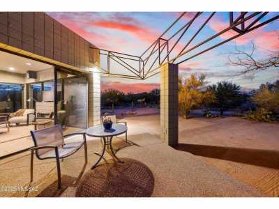 Home For Sale in Oro Valley, Arizona