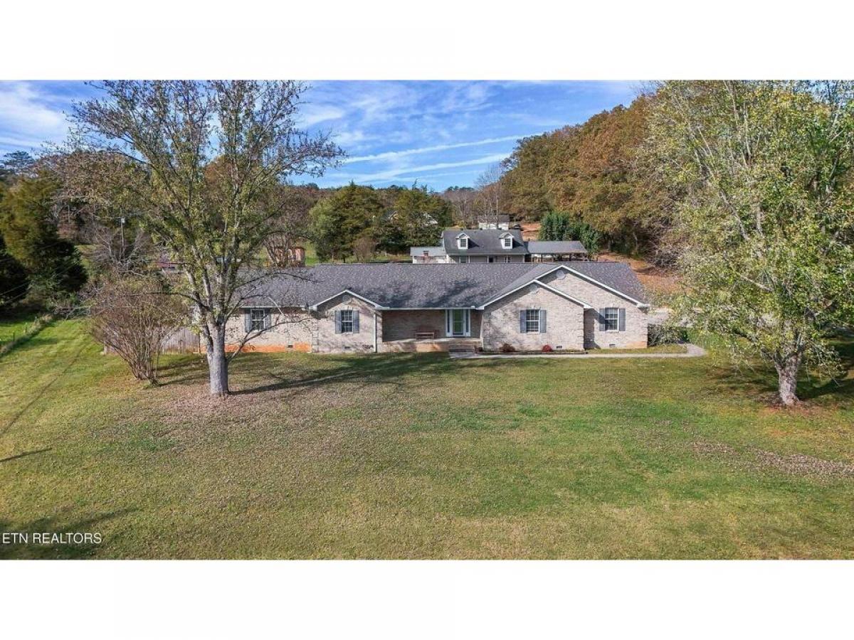 Picture of Home For Sale in Corryton, Tennessee, United States