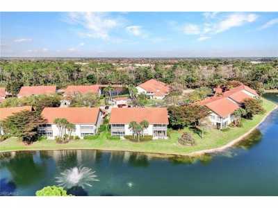 Condo For Sale in Naples, Florida