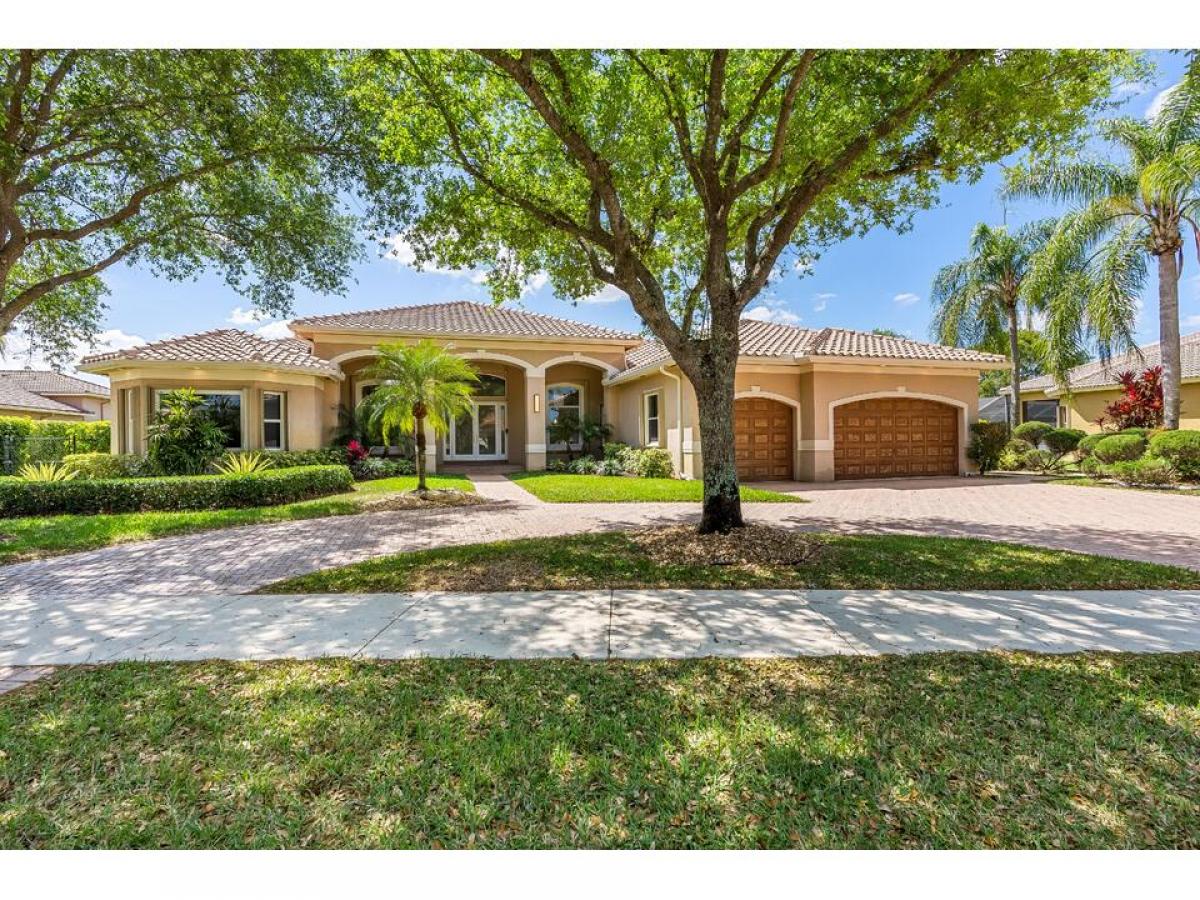 Picture of Home For Sale in Davie, Florida, United States
