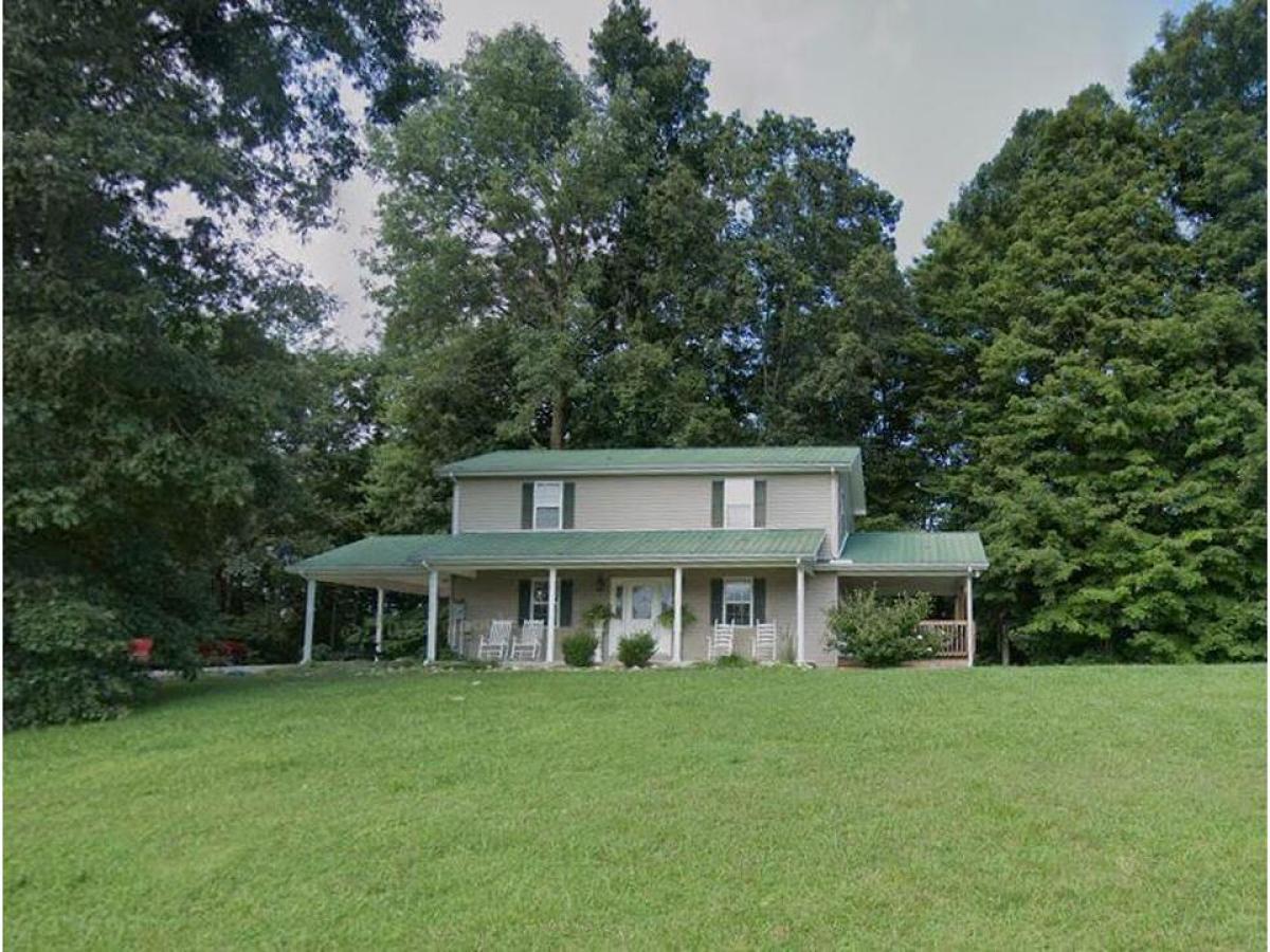 Picture of Home For Sale in Celina, Tennessee, United States