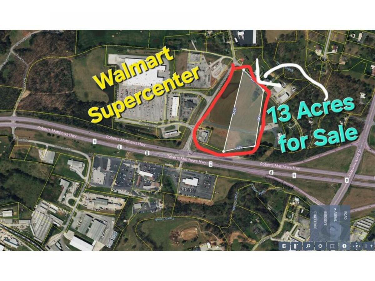 Picture of Commercial Building For Sale in Sparta, Tennessee, United States