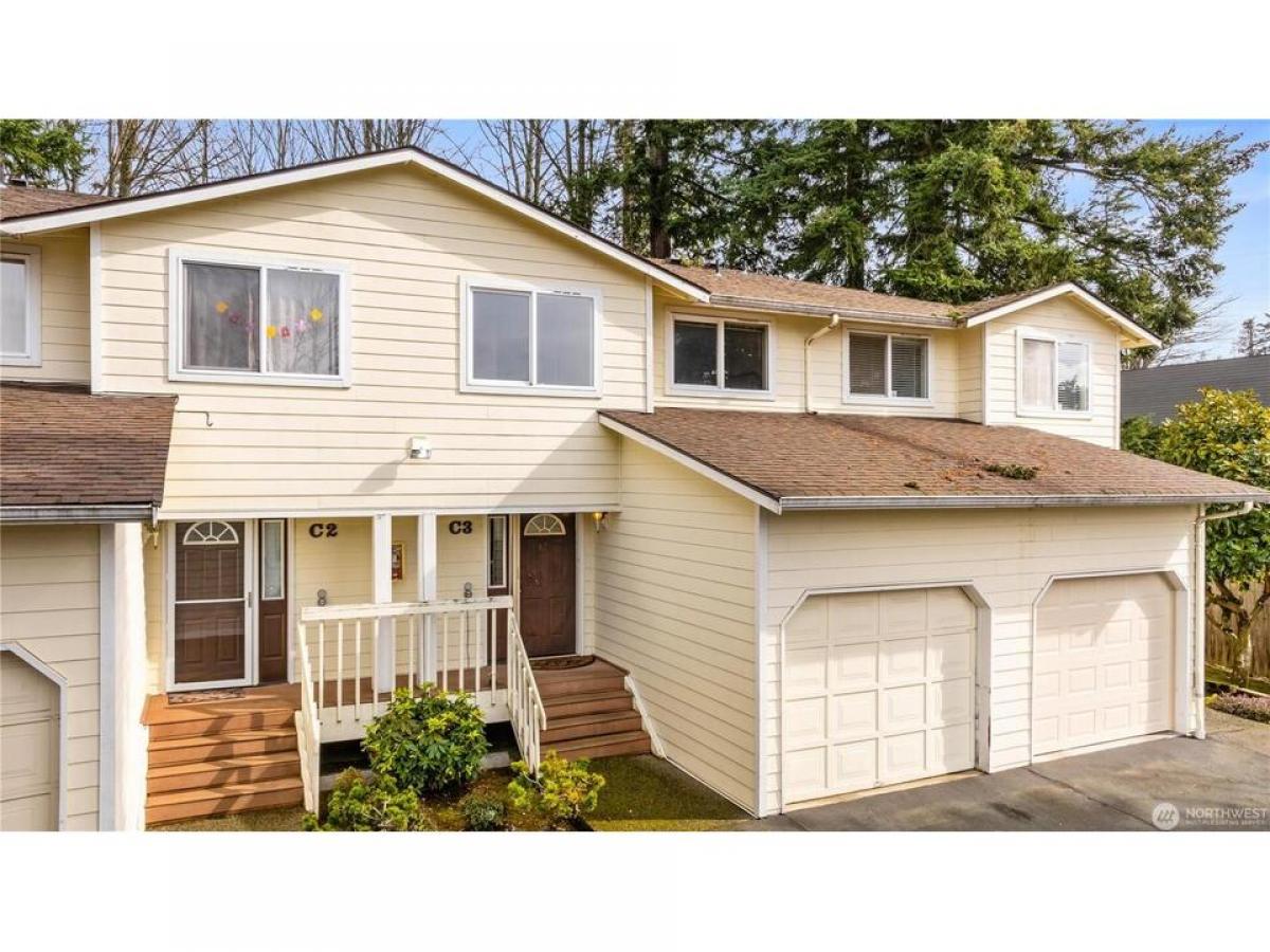 Picture of Home For Sale in Lynnwood, Washington, United States