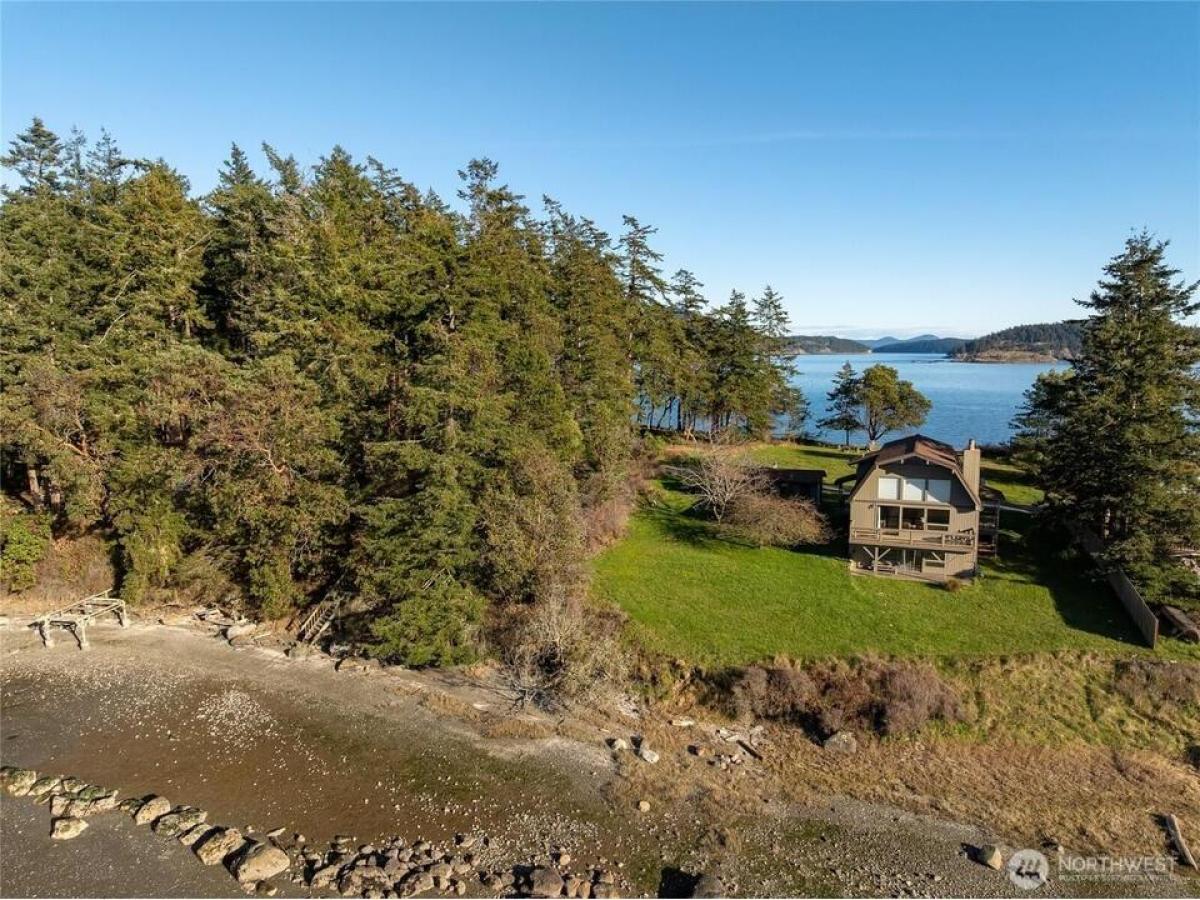 Picture of Home For Sale in Lopez Island, Washington, United States